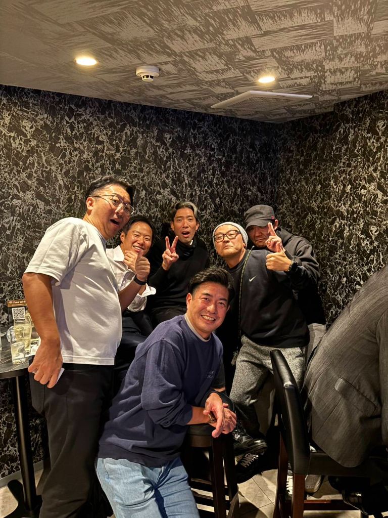 BAR ごえん ─ 洗練された店内